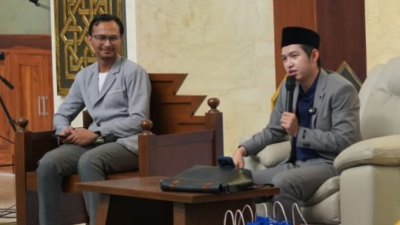 Tabligh Akbar Ramadhan di Masjid Nurul Wathon, Dennis Lim Apresiasi Komitmen Bupati Rudy Bangun Masjid