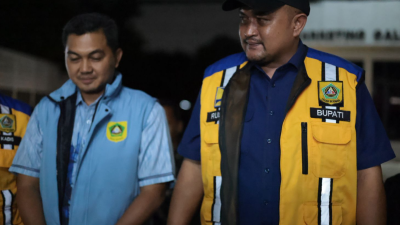 Dini Hari Awasi Perbaikan Jalan, Bupati Bogor Pastikan Akses Parung–Kemang Aman Jelang Idul Fitri