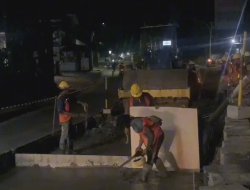 Sinergi Pemkab Bogor dan Kementerian PU, Betonisasi Jalan Nasional Kemang Dikerjakan Tanpa Henti