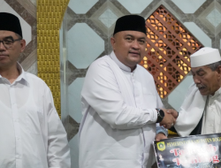 Rudy Susmanto Tarawih Keliling di Babakan Madang, Ajak Warga Ramaikan Masjid di Akhir Ramadhan