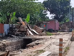 Ratusan Bangli di Jalur Kemang–Parung Ditertibkan, Normalisasi Segera Dimulai