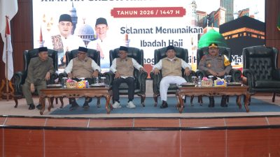Pemkab Bogor Lepas 439 Jamaah Haji Kloter 14 JKS, Siap Berangkat ke Tanah Suci