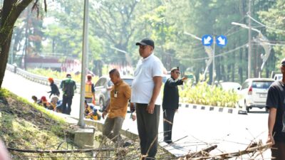Rudy Susmanto Pimpin Aksi Bersih Babakan Madang Sambut Kunjungan Tamu Negara