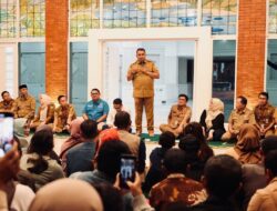 Rudy Susmanto Beri Ruang PKL Berusaha, Ajak Pedagang Wujudkan Alun-alun Tegar Beriman yang Bersih dan Tertata